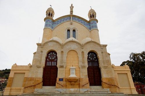 كنيسة جزائرية