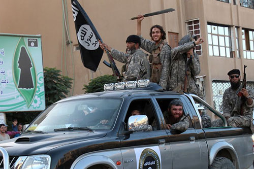مسلمين سنة - مسلحو الدولة الاسلامية - داعش