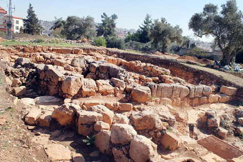 جامعة القدس: اكتشفنا قبر اول شهيد في المسيحية (إسطفانوس) بالقرب من رام الله ramallah 8927398 3