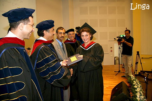 احتفال كلية بيت لحم بتخريج الطلاب - 2010