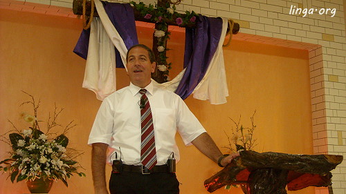 Pastor Nizar Shaheen