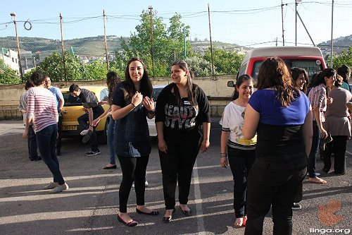 اجتماع شباب قطري في الكنيسة المعمدانية في كفر كنا