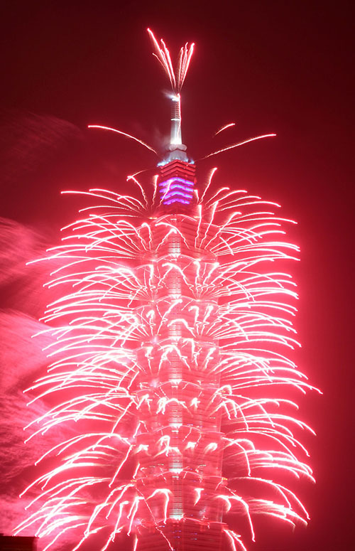 تايوان تحتفل برأس السنة 2013