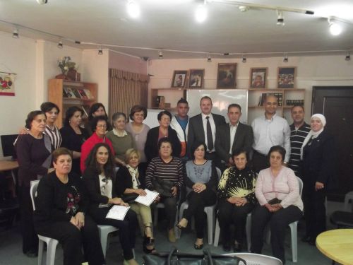 جمعية الكتاب المقدس الفلسطينية بنابلس تحتفل بتخريج دورة اسعافات أولية لربات البيوت