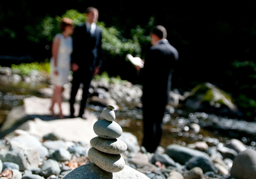 الزواج المبني على الصخر