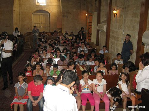 احتفال الفصح لاولاد مدرسة الاحد في كنيسة كفر ياسيف الاسقفية