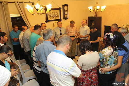 اجتماع كنيسة ابو سنان المحلية
