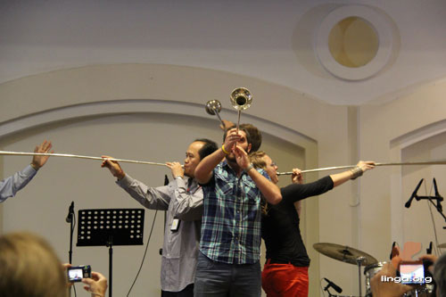 الابواق الاربعة