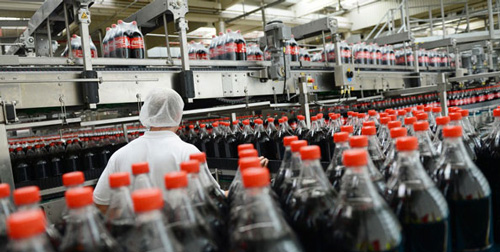 مصنع لشركة كوكا كولا