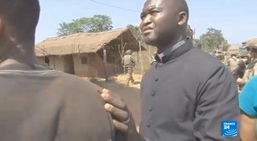 الكنيسة تعرض الحماية على 700 مسلم في جمهورية افريقيا الوسطى