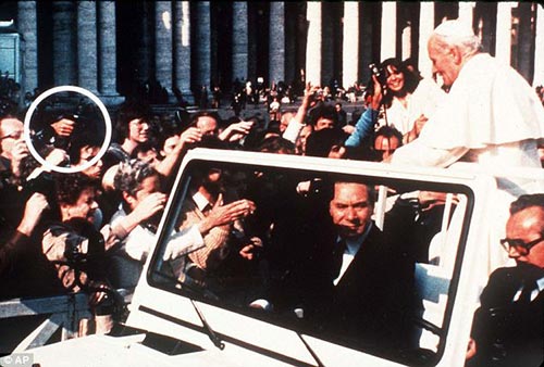 محاولة اغتيال البابا يوحنا بولس الثاني عام 1981