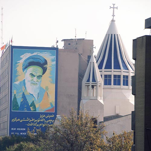 كنيسة كاثوليكية في طهران