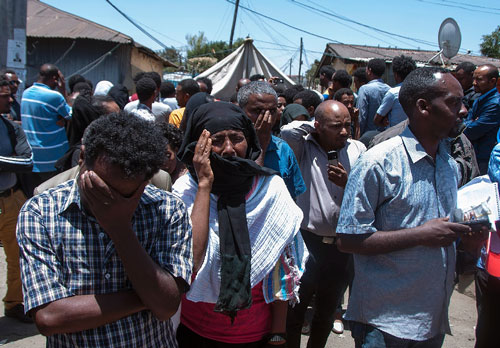 مسيرة في اثيوبيا ضد مقتل المسيحيين الاثيوبيين في ليبيا على يد داعش