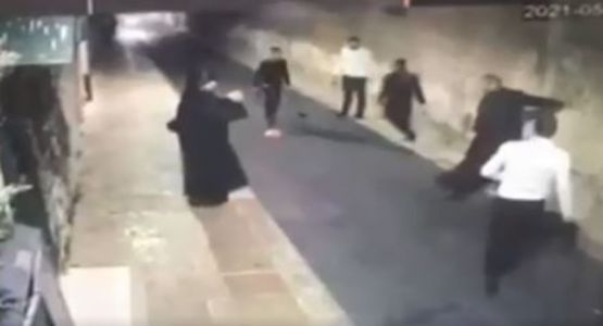  اعتداء مستوطنين على رجال دين من الكنيسة الأرمنية في القدس