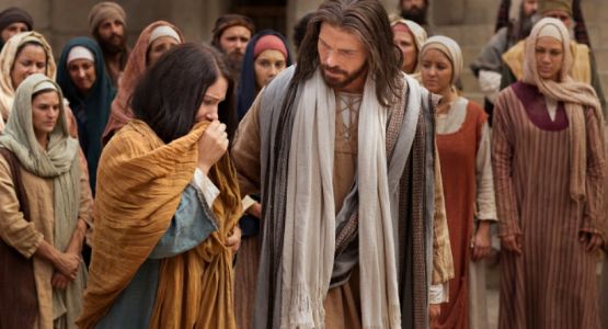   كيف كانت نظرة يسوع إلى النساء؟                          