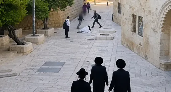 إسرائيل توجّه اتهامًا لرجل اعتدى على راهبة كاثوليكية قرب البلدة القديمة في القدس