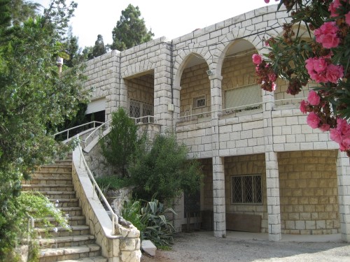 كلية الناصرة الانجيلية للاهوت