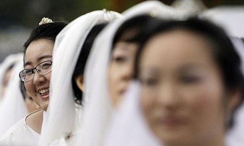اخبار مسيحية - 40 الف يتزوجون بعرس جماهيري في كوريا الجنوبية