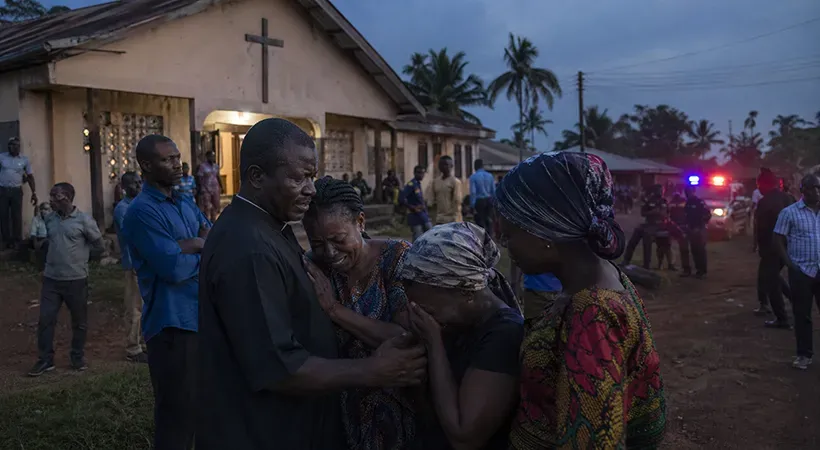 مسلحون يهاجمون كنيسة في نيجيريا: مقتل قس وخطف عدد من المصلين